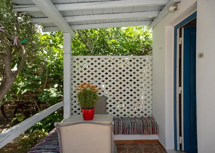 Liana * Mykonos Town