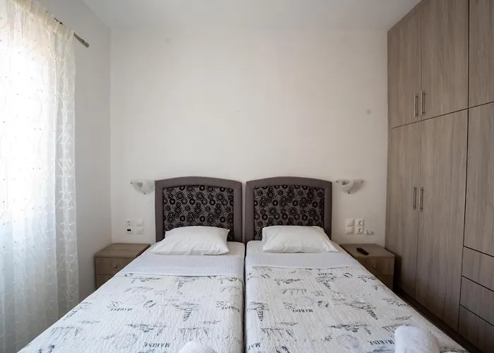 Liana * Mykonos Town